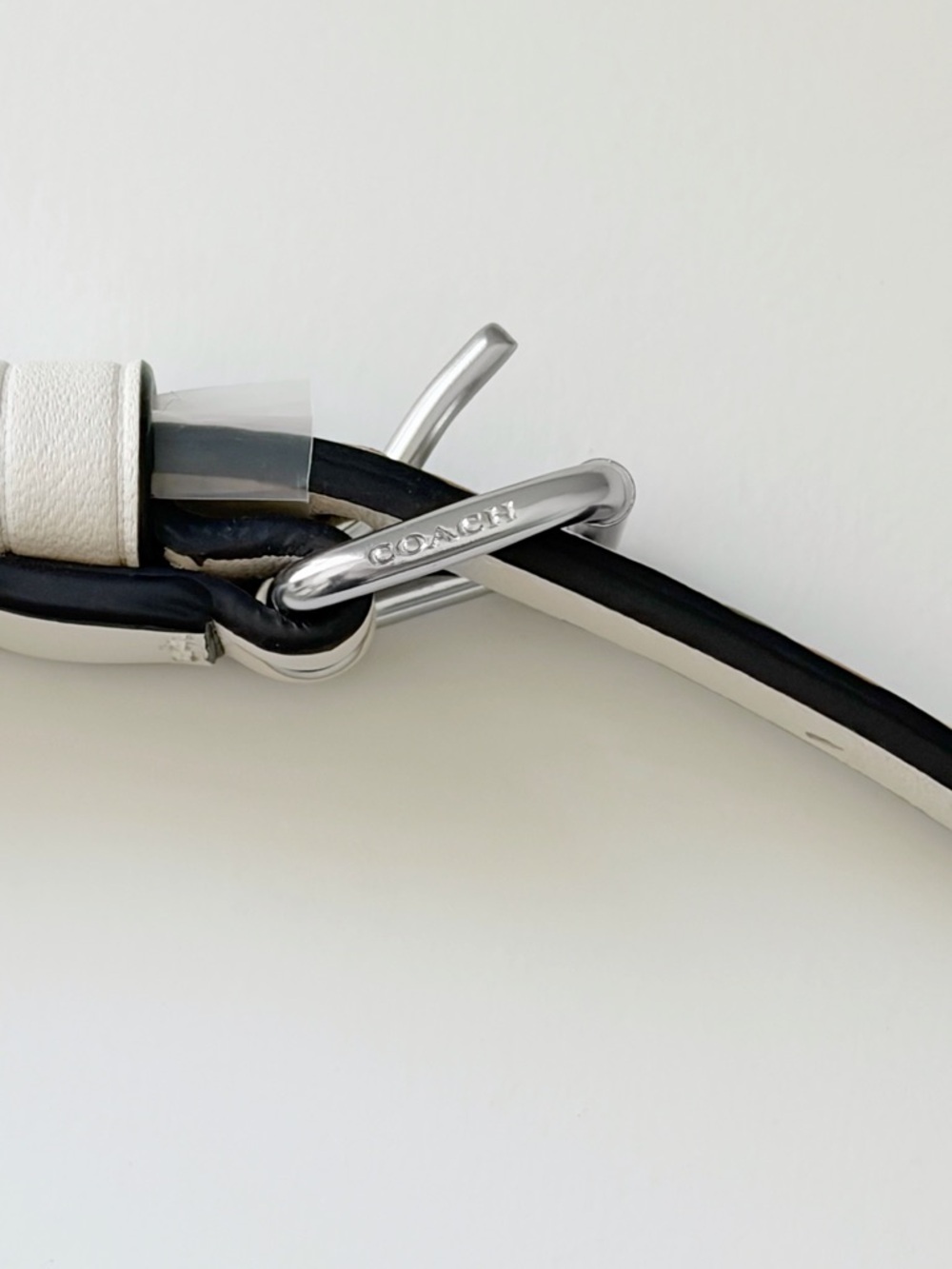 Coach Cherry Crossbody Bag Strap With Cherry Charm - Picture 7 of 8